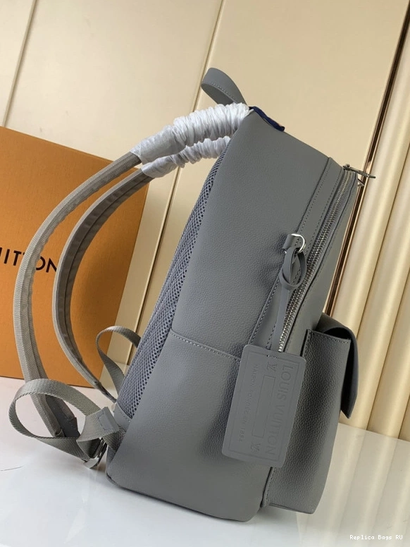 Cheap VUITTON TAKEOFF LOUIS BACKPACK 0708